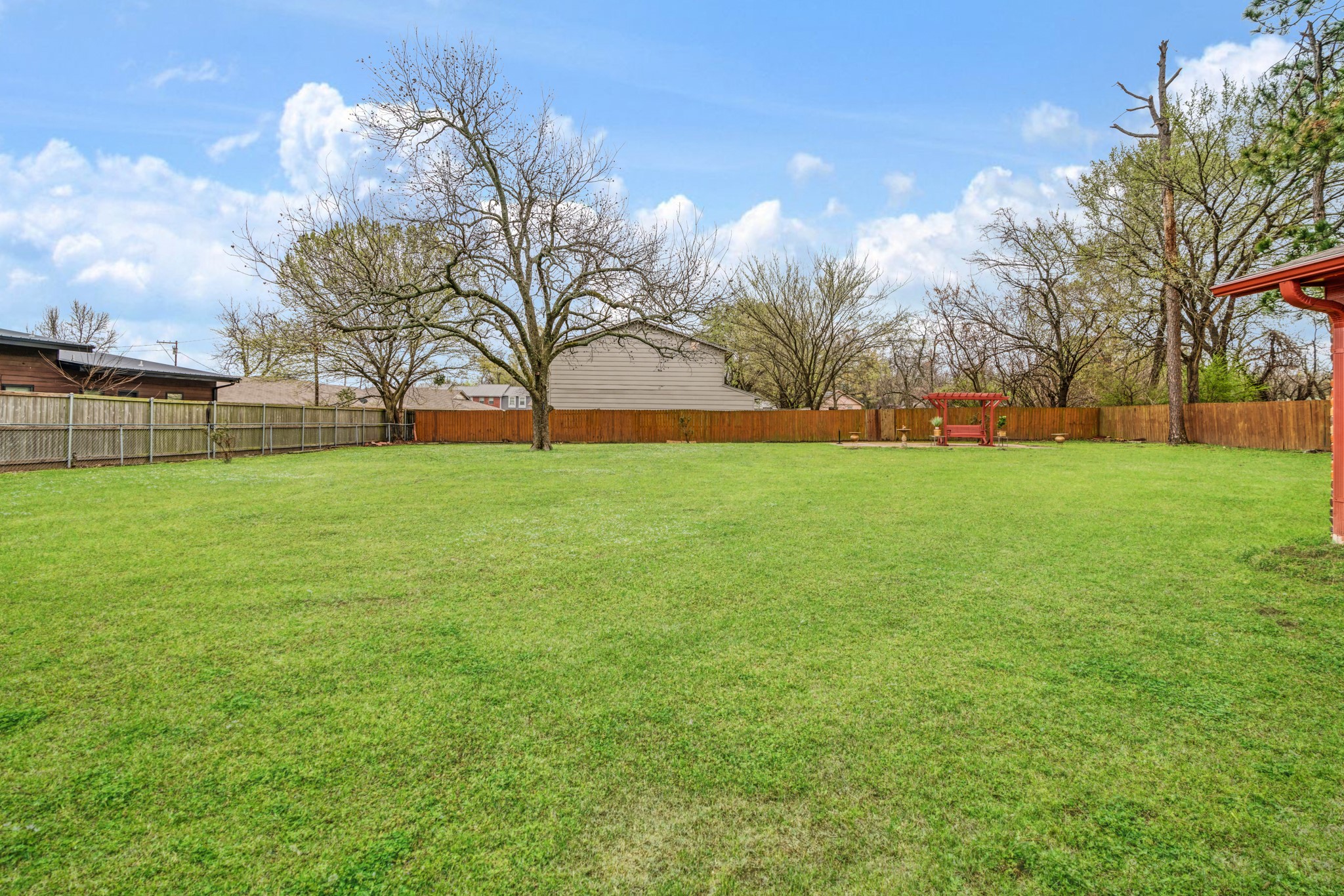 1920 E Tudor Street Paris TX 75460