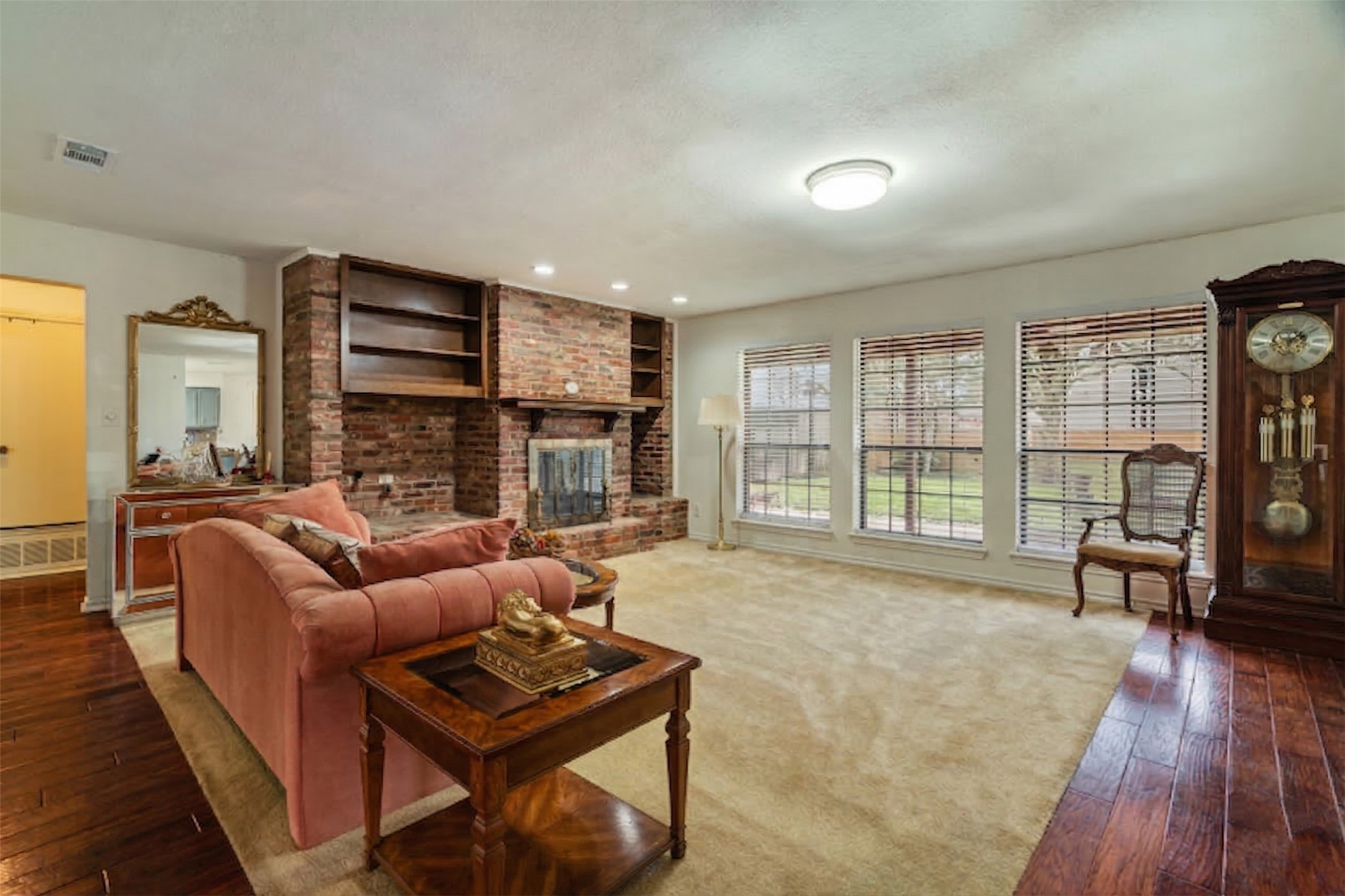 1920 E Tudor Street Paris TX 75460