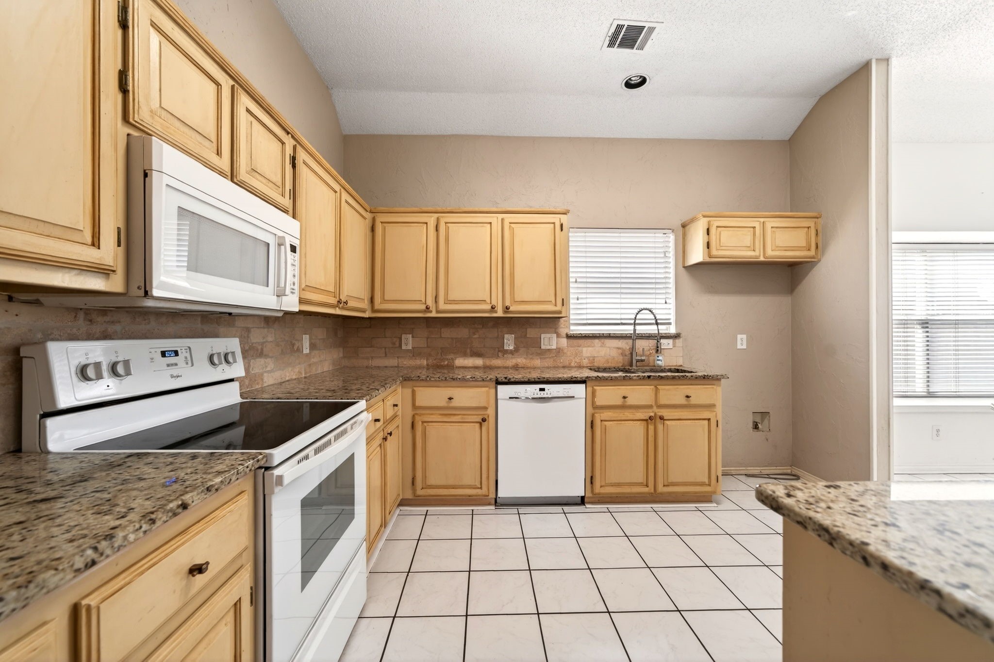 2207 Dallas Drive Carrollton TX 75006