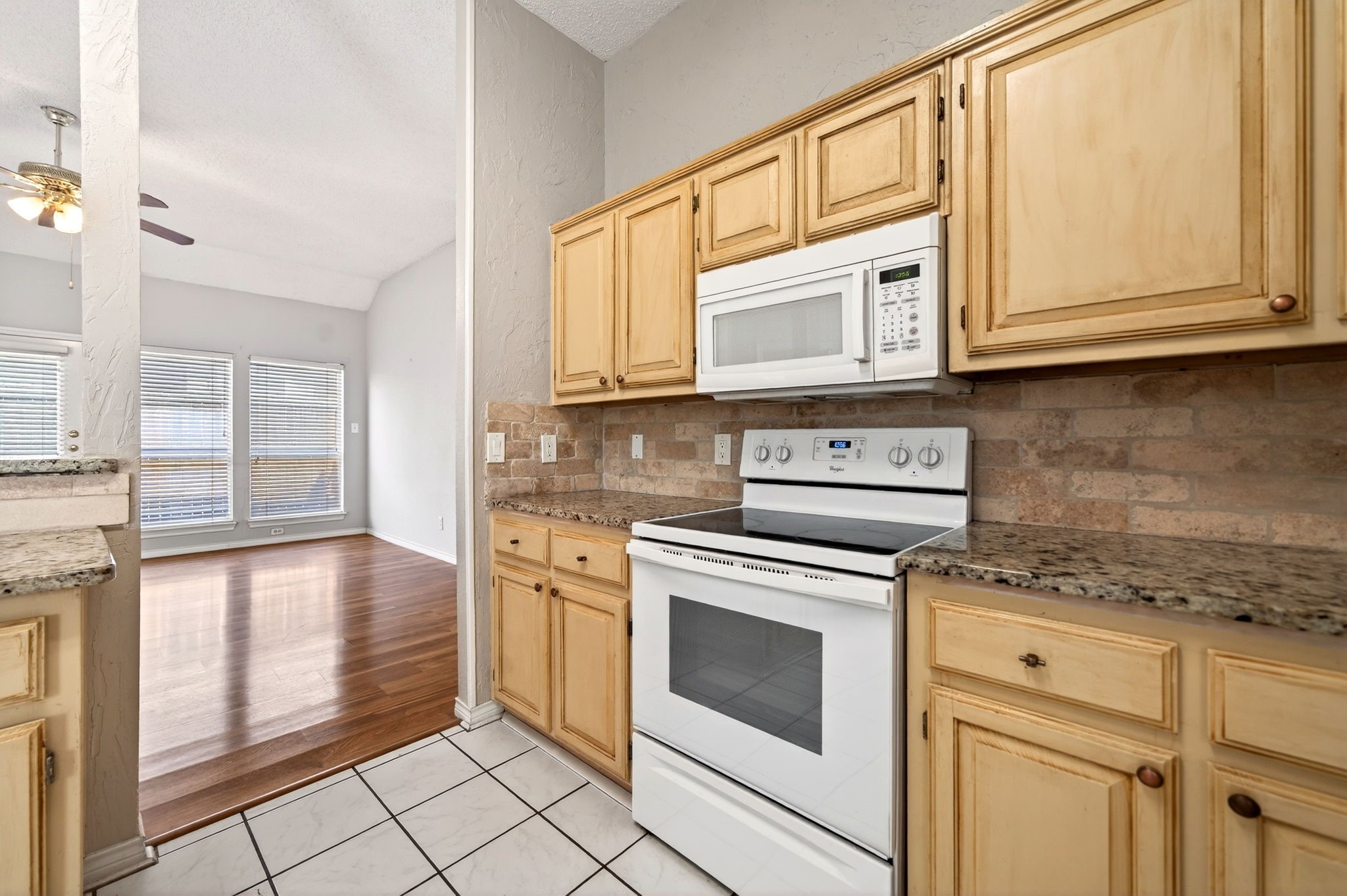 2207 Dallas Drive Carrollton TX 75006