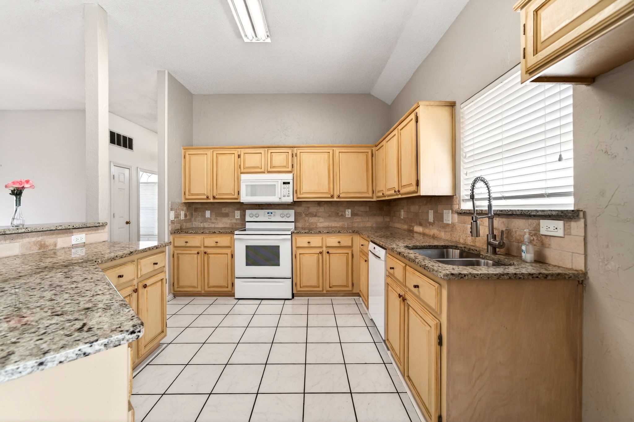 2207 Dallas Drive Carrollton TX 75006