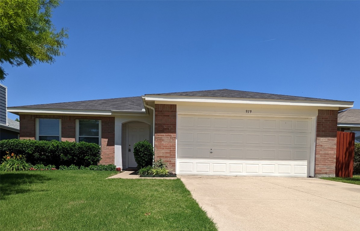 919 Live Oak Drive Anna TX 75409