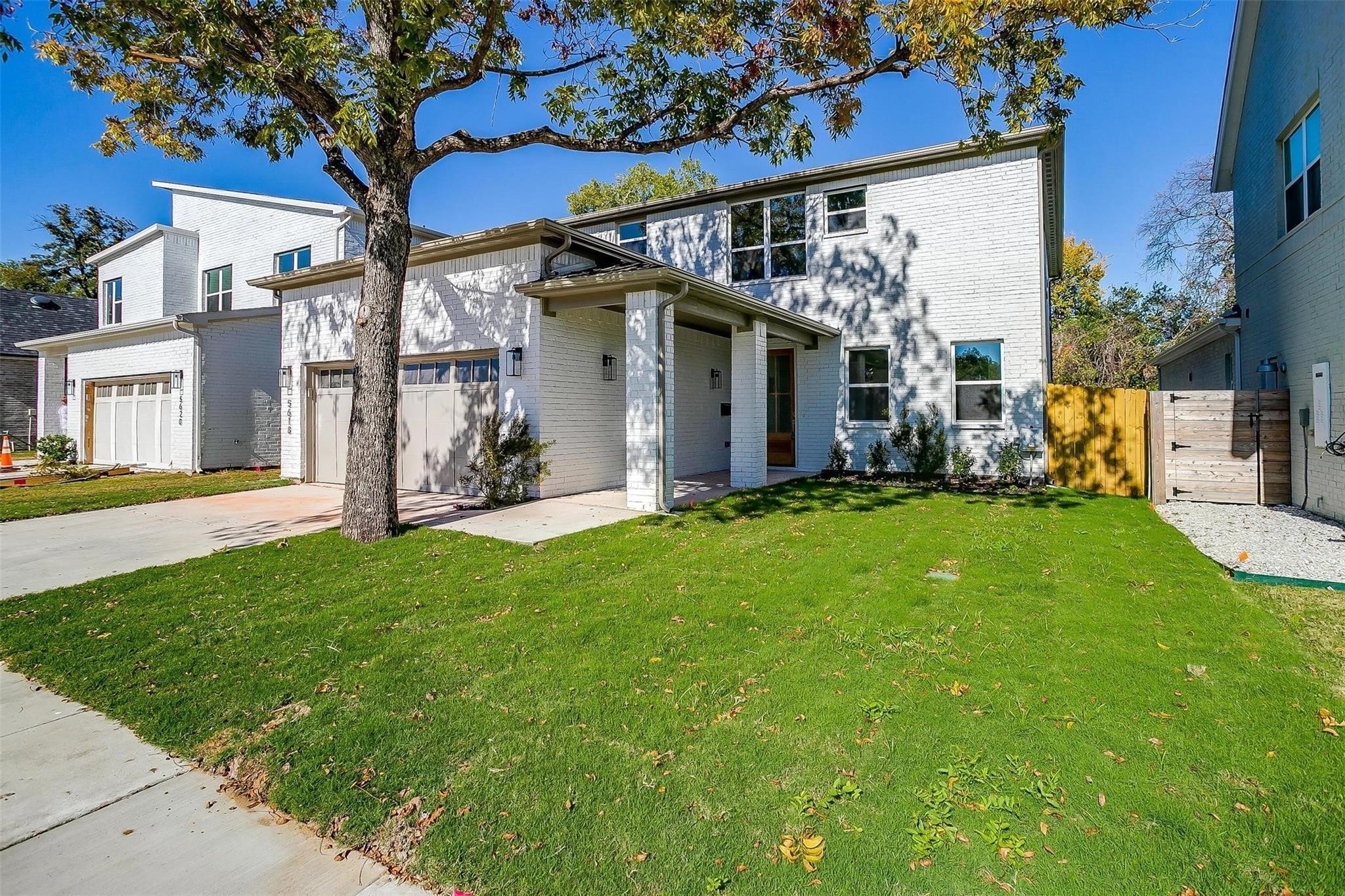 5618 Oaks Lane Westworth Village TX 76114