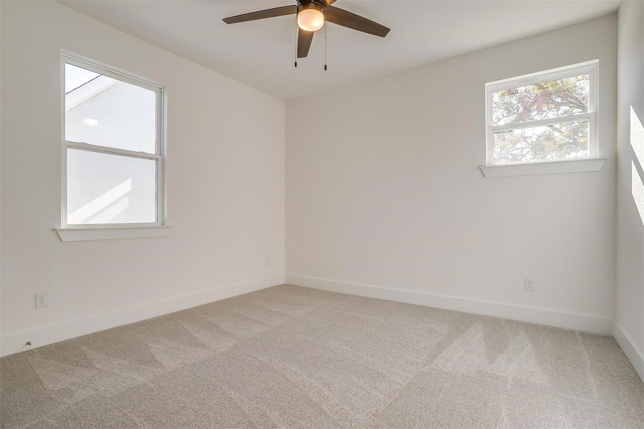 5618 Oaks Lane Westworth Village TX 76114