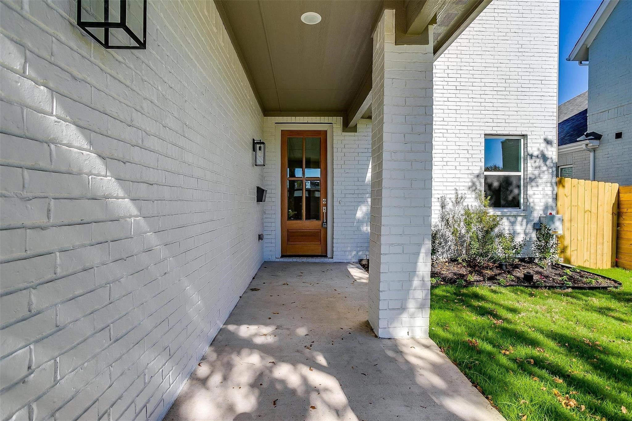 5618 Oaks Lane Westworth Village TX 76114