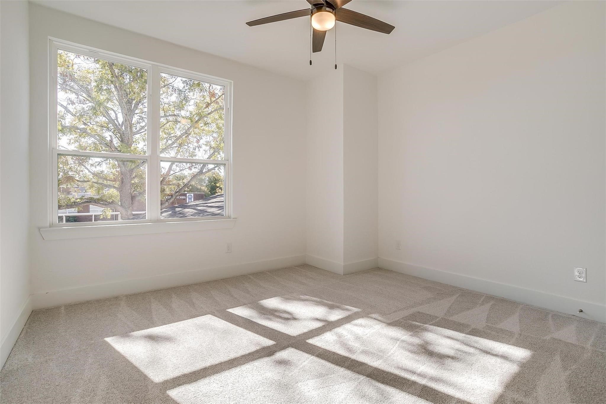 5618 Oaks Lane Westworth Village TX 76114