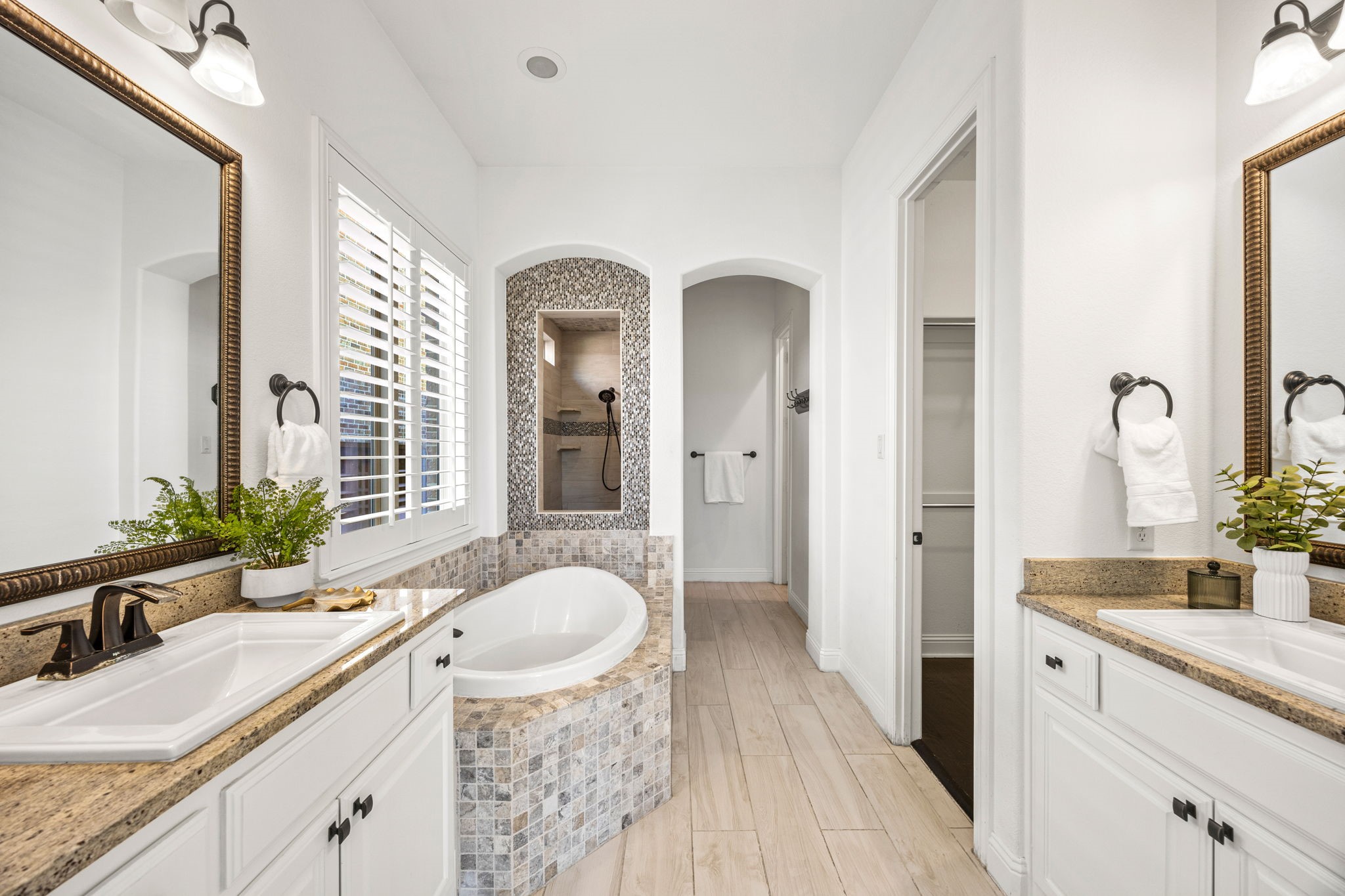 3040 Dunverny The Colony TX 75056