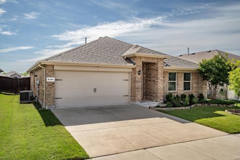8306 Artesian Springs Drive Fort Worth TX 76131
