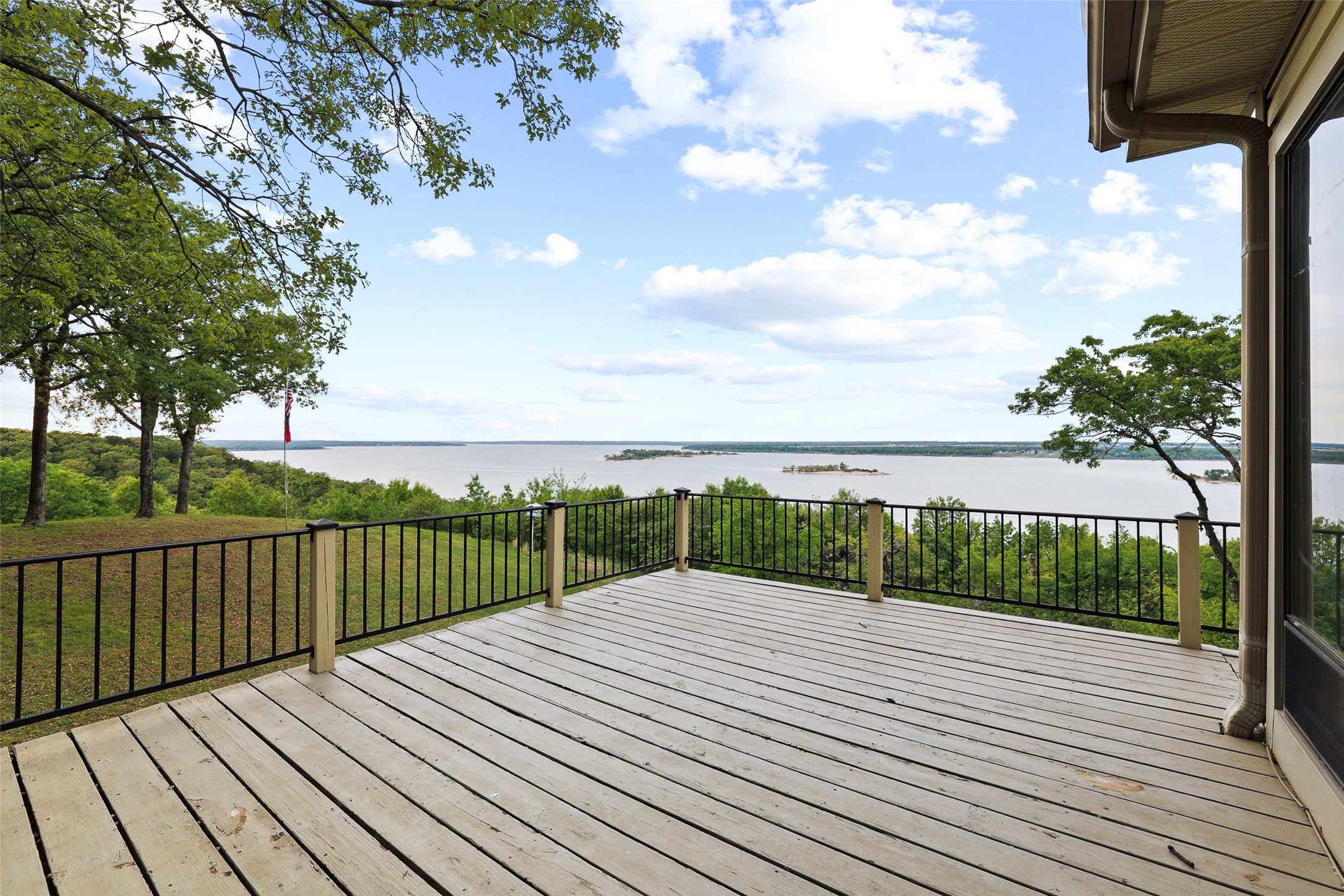 222 Island View Drive Pottsboro TX 75076