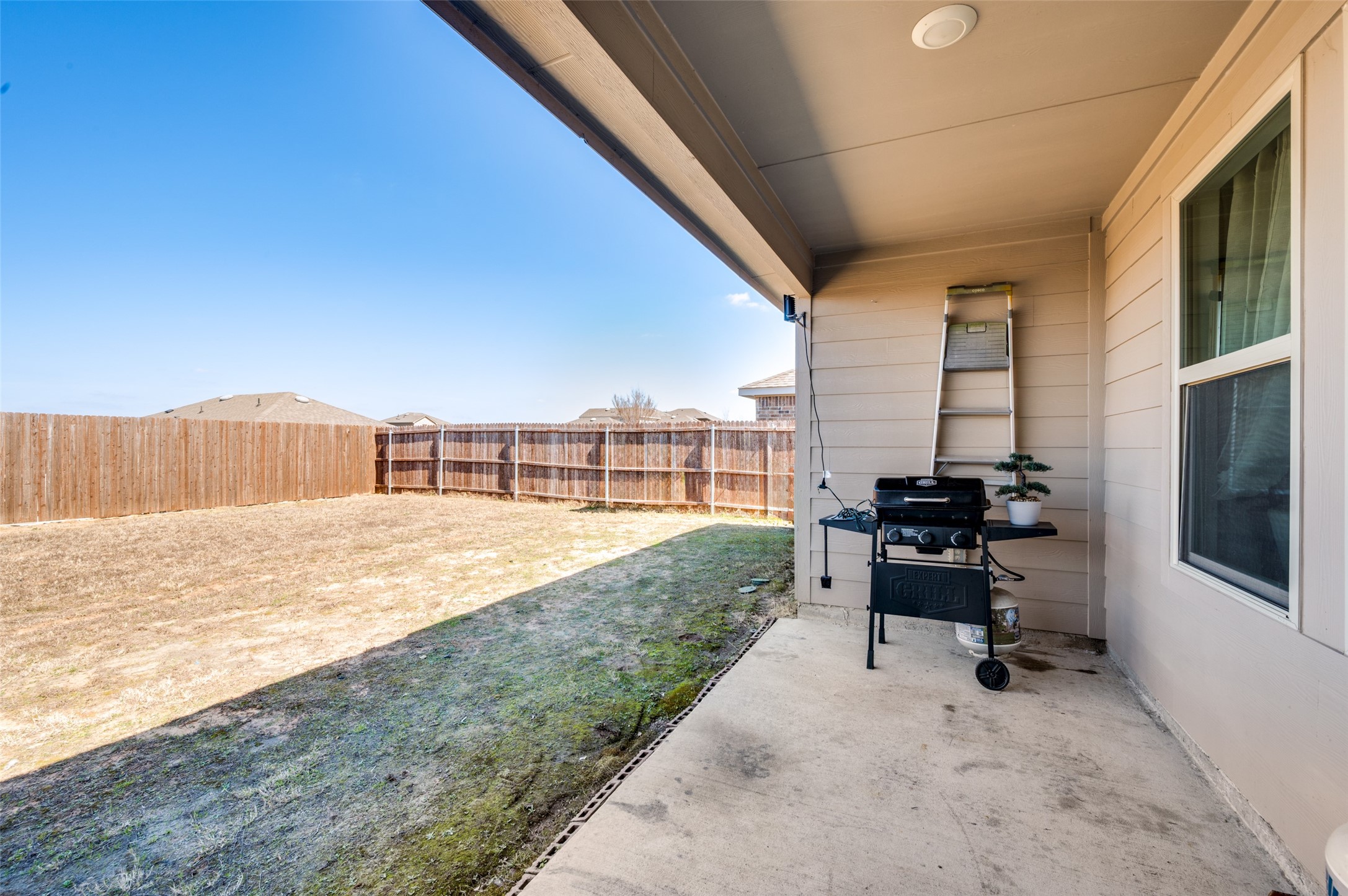 841 Glover Drive Aubrey TX 76227