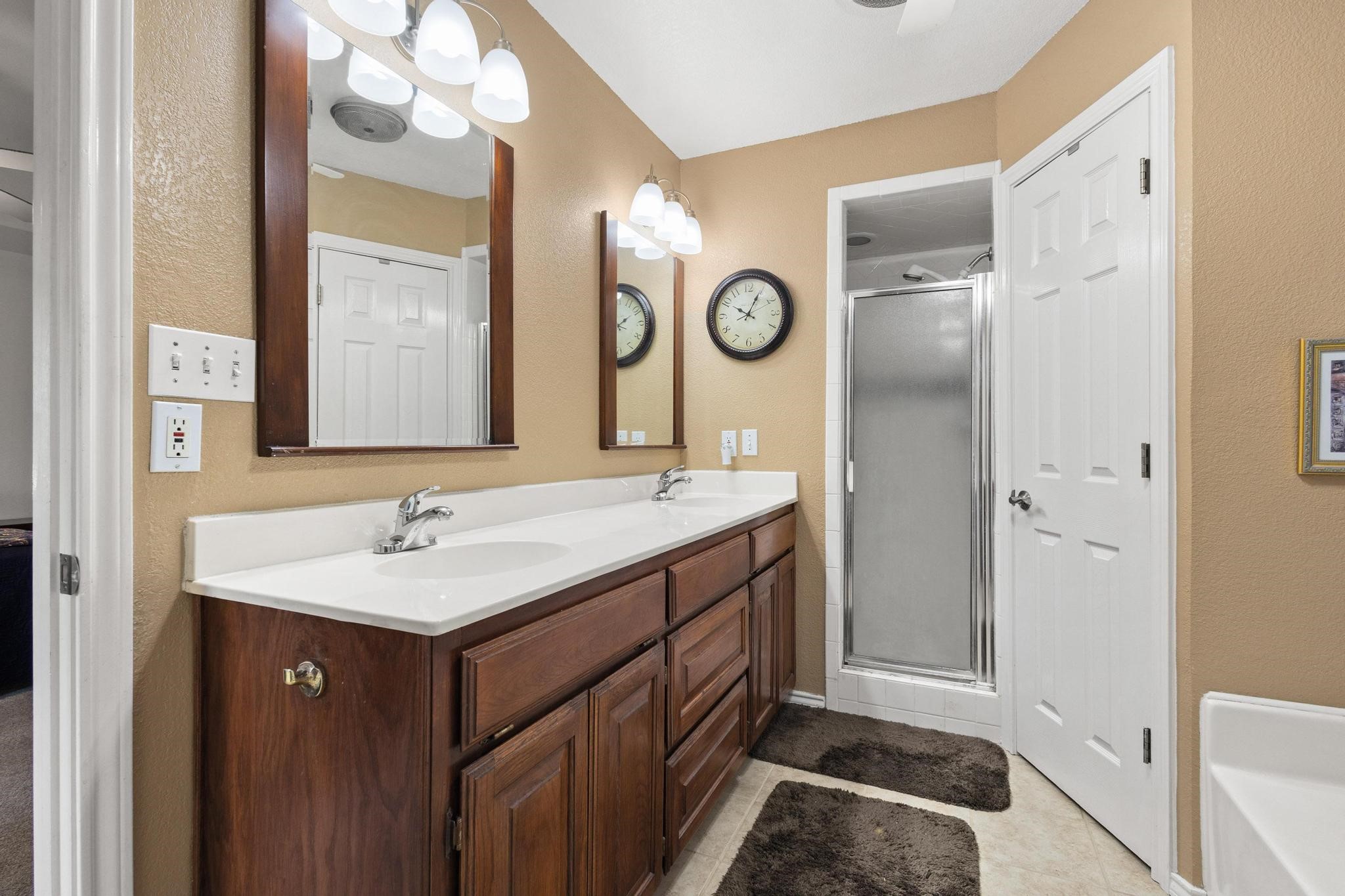 4916 Hara Lane Sherman TX 75092