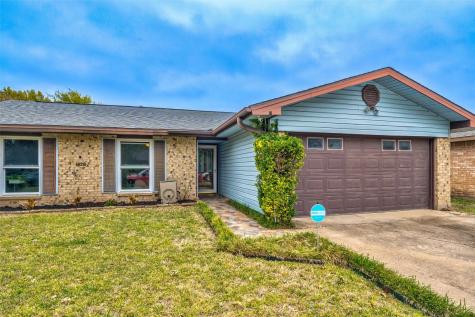 1829 Angelina Drive Garland TX 75040