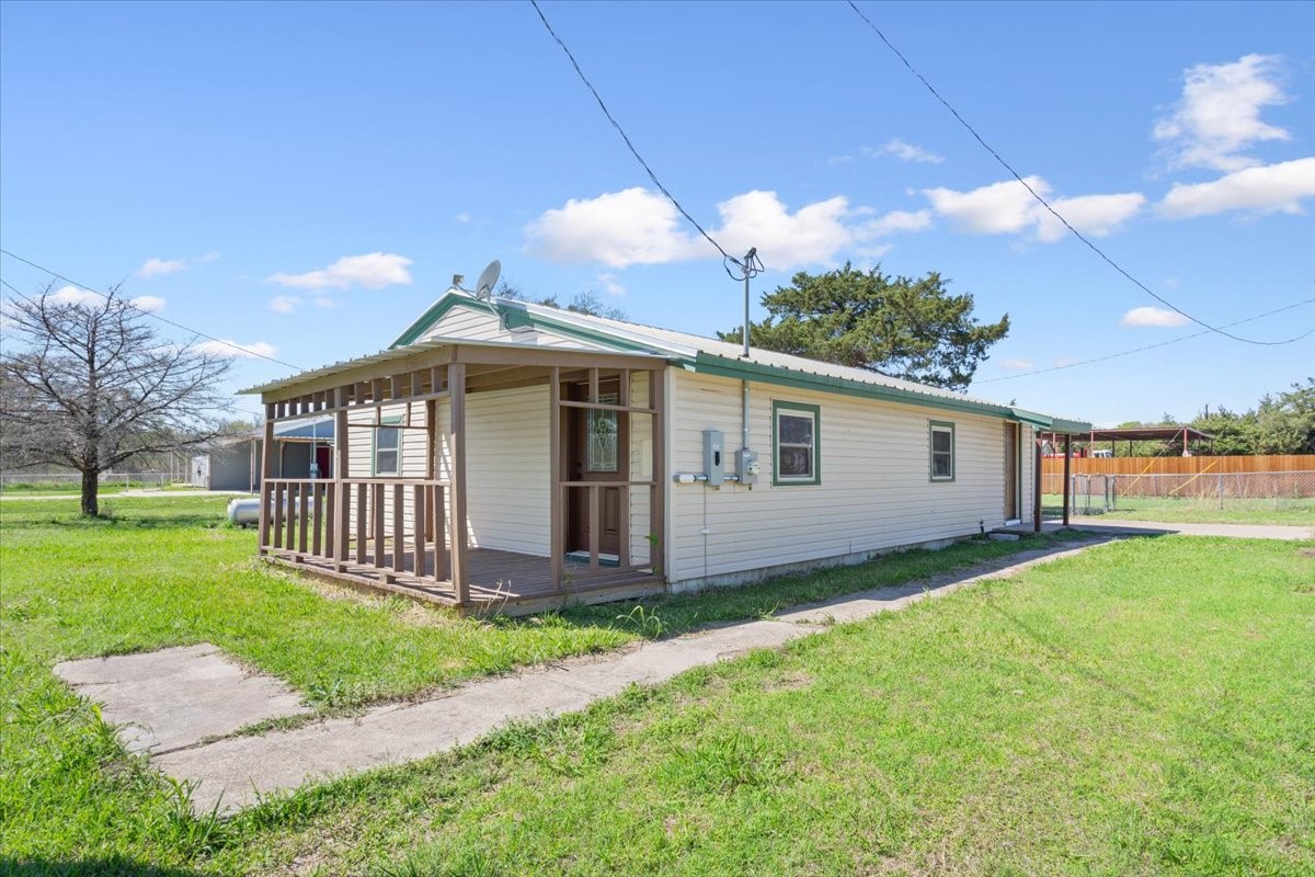183 3rd Street Elm Mott TX 76640