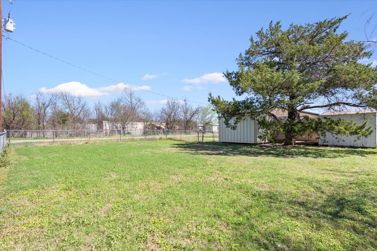 183 3rd Street Elm Mott TX 76640