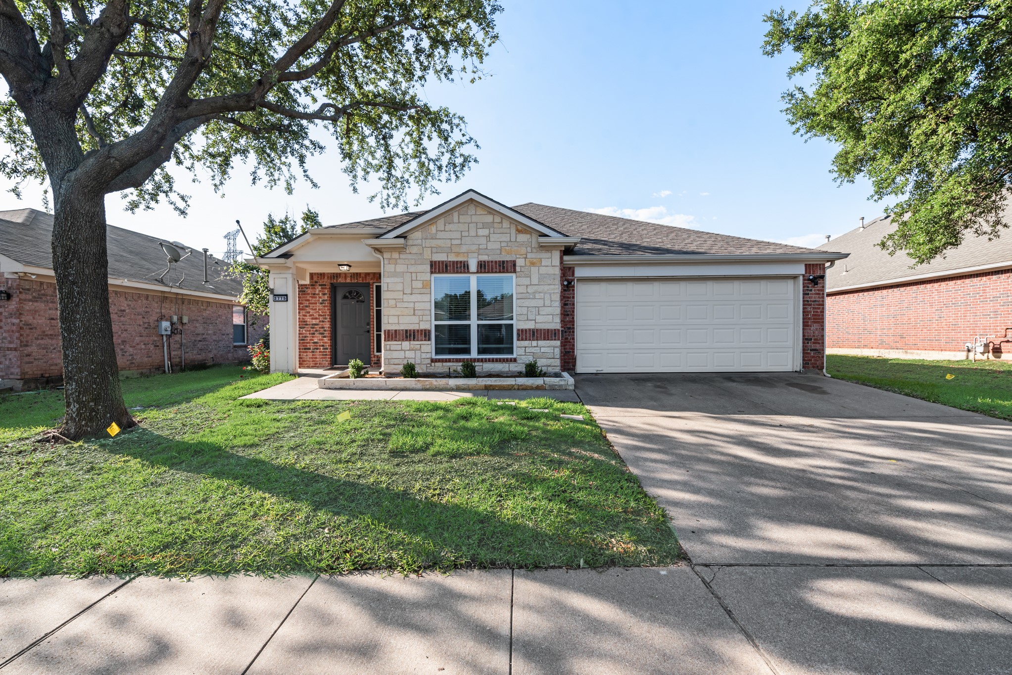 2775 Sweetbriar Lane Grand Prairie TX 75052