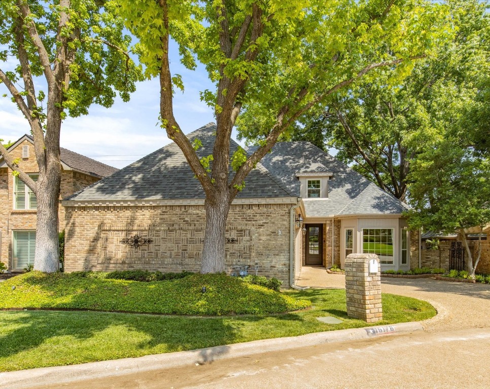16176 Chalfont Circle Dallas TX 75248