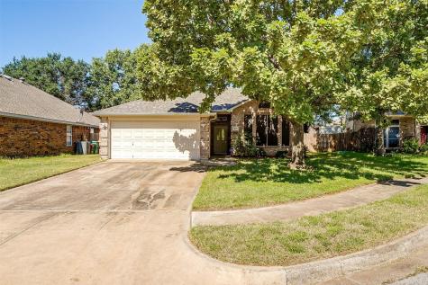 2905 San Gabriel Court Fort Worth TX 76118