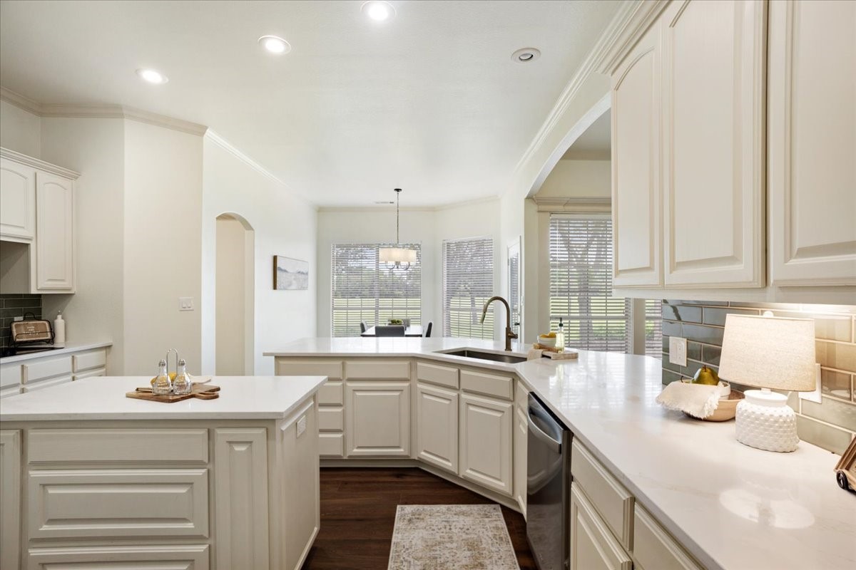 102 Buckskin Drive Van Alstyne TX 75495