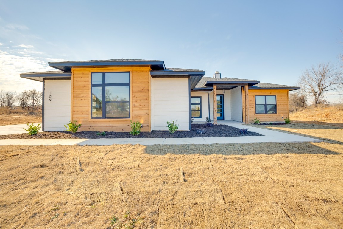 109 Montecarlo Court Springtown TX 76082
