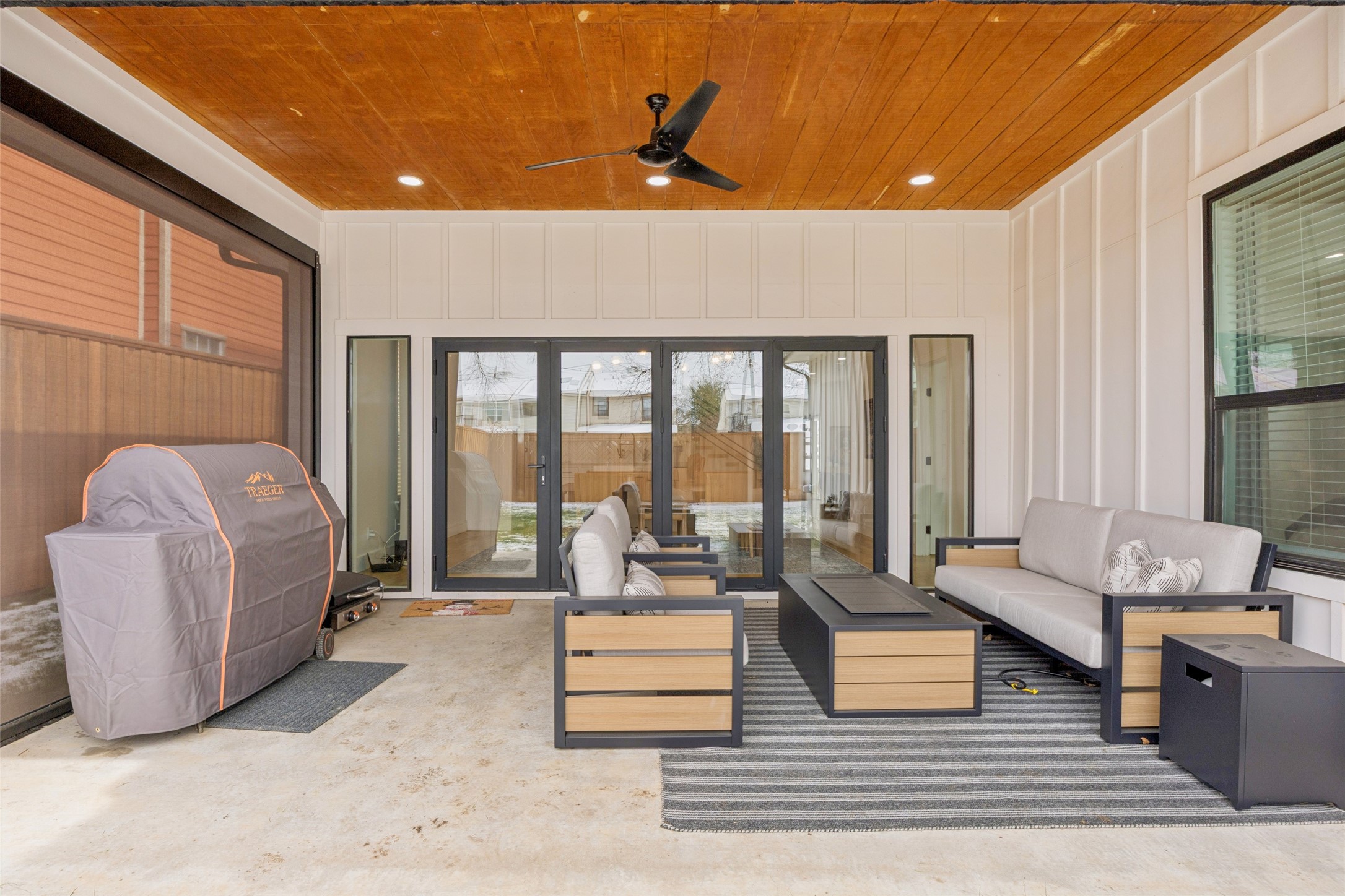 503 N Peak Street Dallas TX 75246