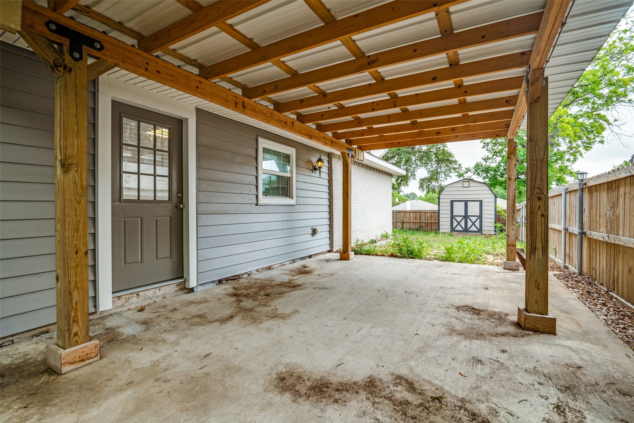 310 Thistle Drive Garland TX 75043
