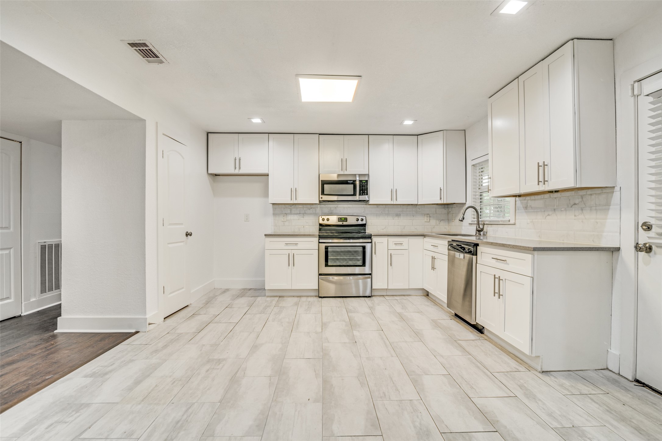 310 Thistle Drive Garland TX 75043