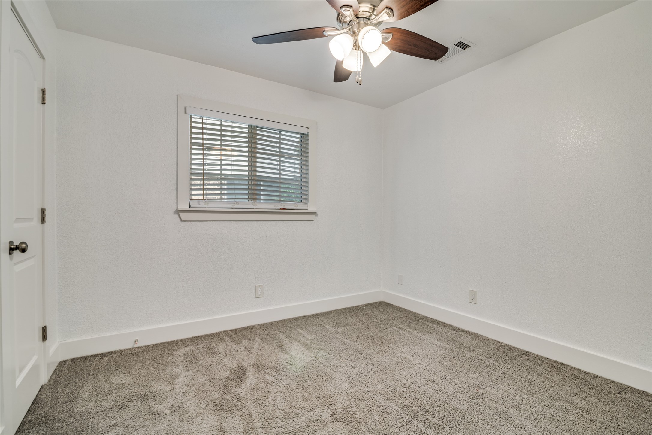 310 Thistle Drive Garland TX 75043