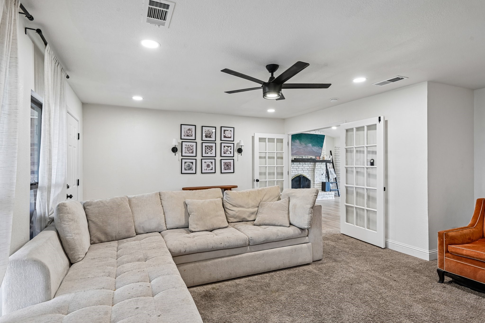 813 Oakbluff Drive Lancaster TX 75146