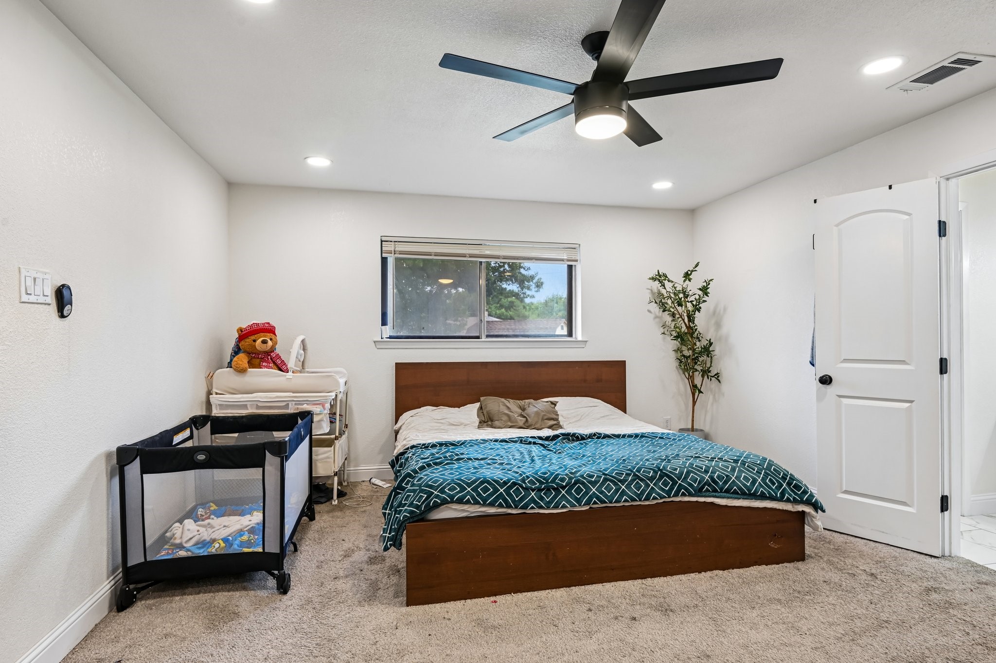 813 Oakbluff Drive Lancaster TX 75146