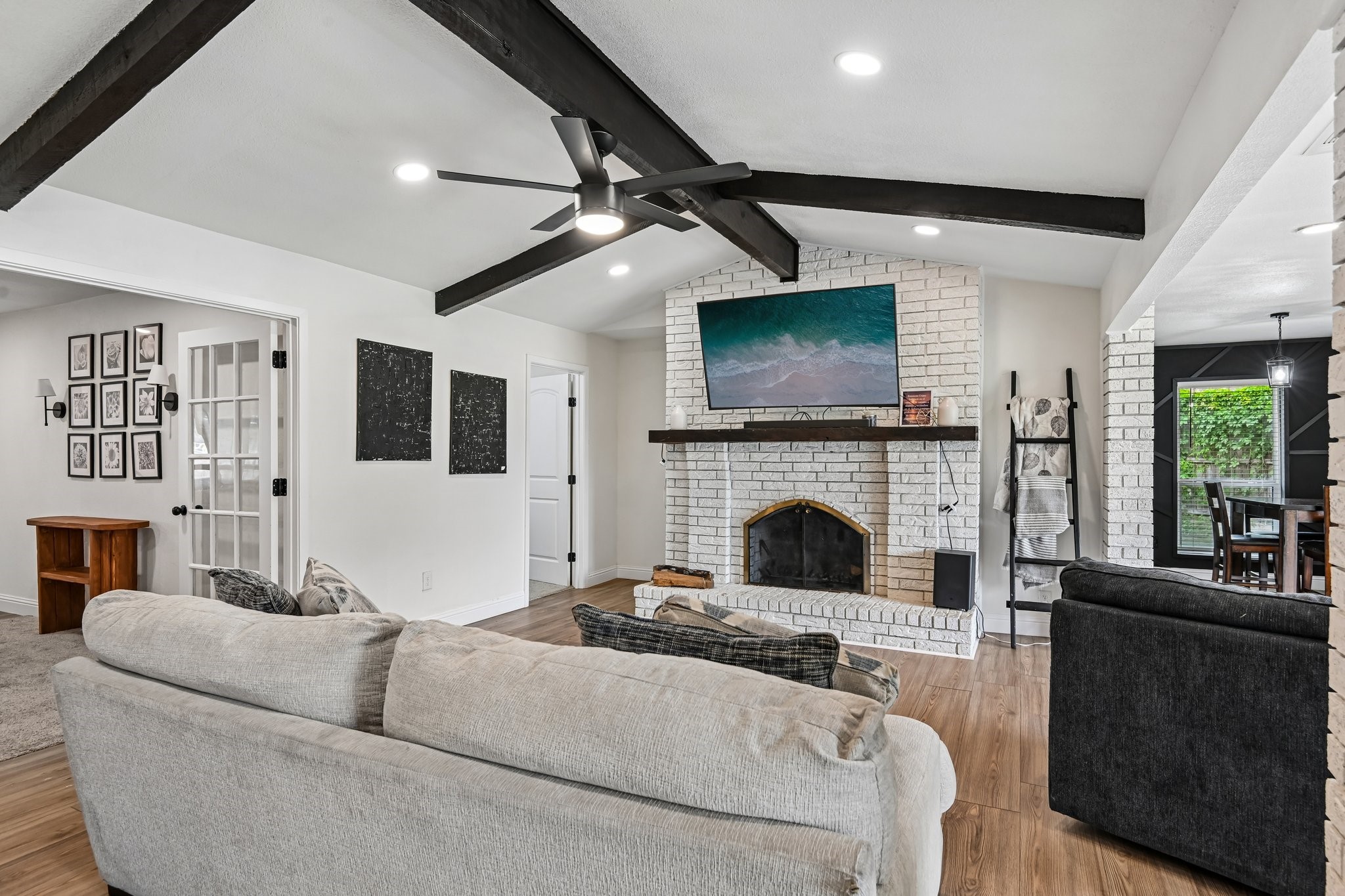 813 Oakbluff Drive Lancaster TX 75146