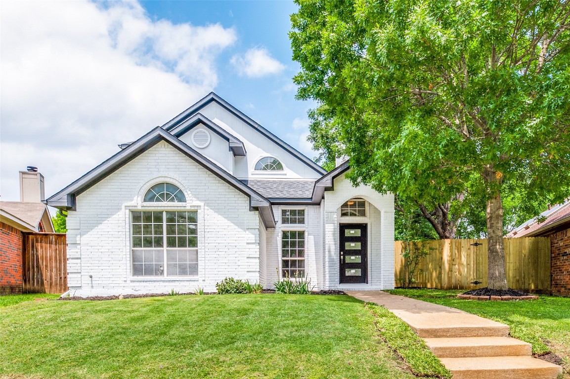 4304 Sierra Drive Grand Prairie TX 75052