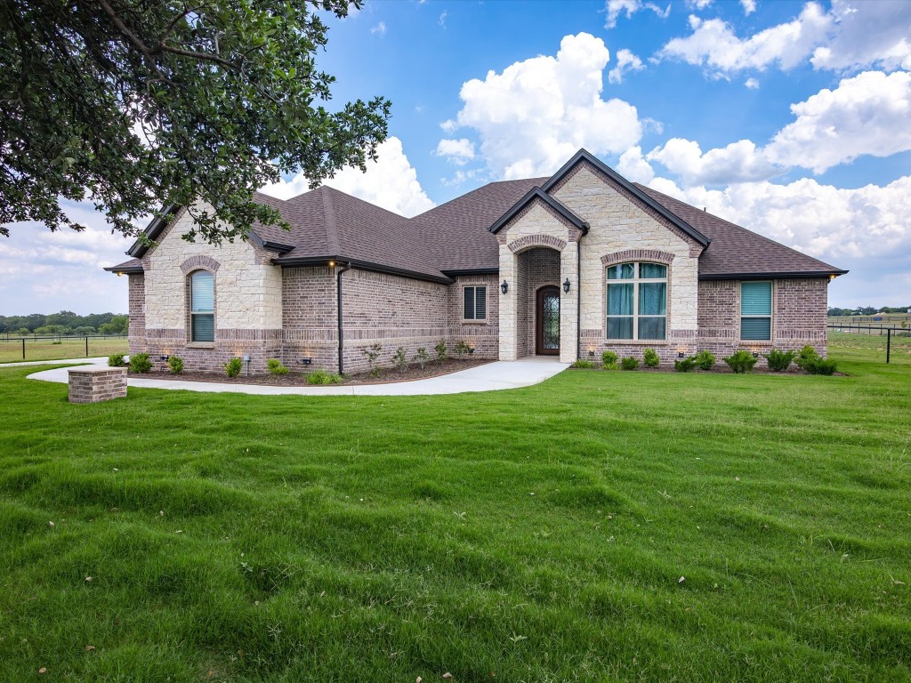 1032 Paradise Parkway Poolville TX 76487