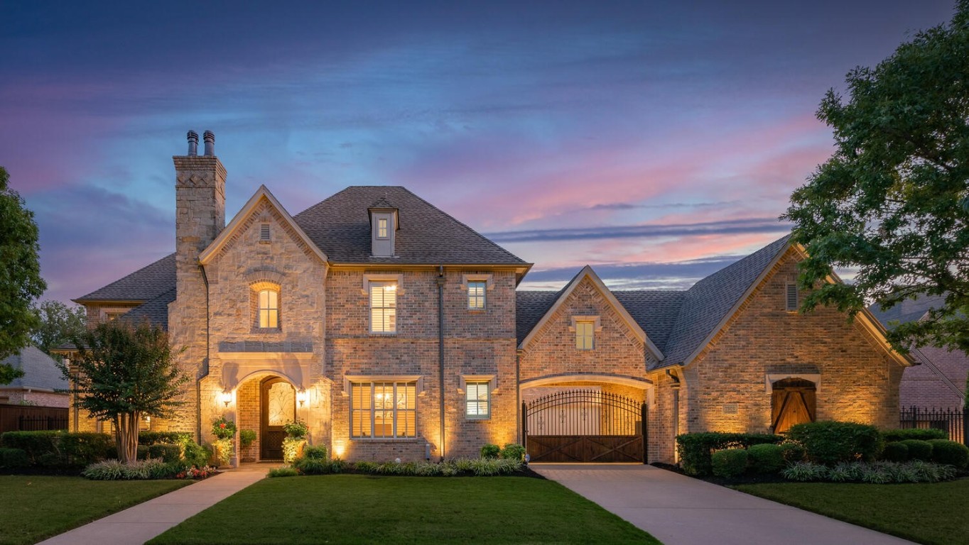 1909 Stratton Court Colleyville TX 76034