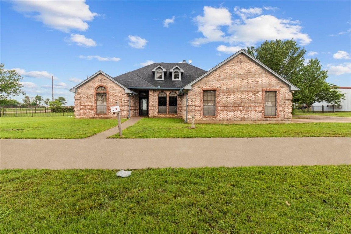 716 N Main Street Godley TX 76044