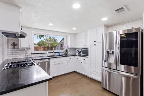 1709 Goliad Drive Garland TX 75042