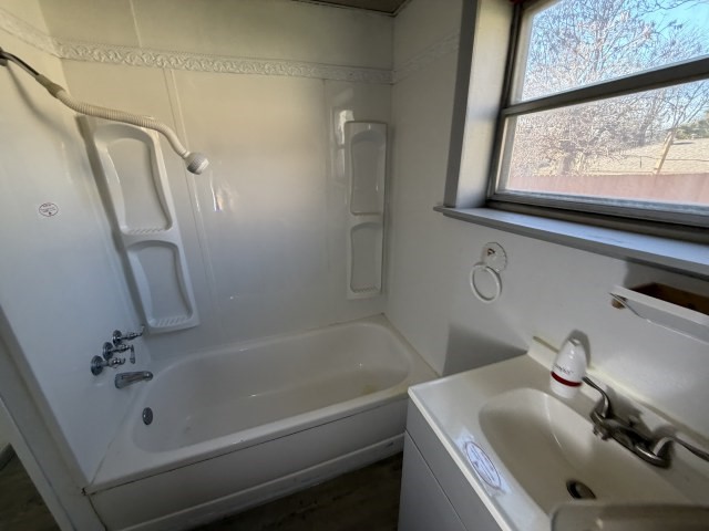 822 Santa Fe Avenue Canadian TX 79014