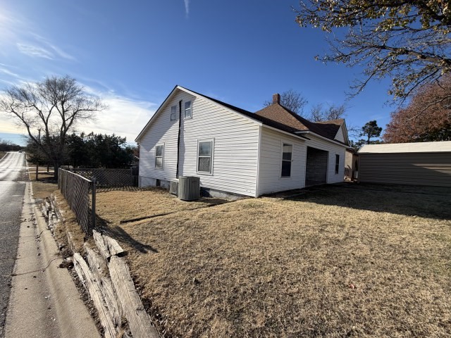 822 Santa Fe Avenue Canadian TX 79014