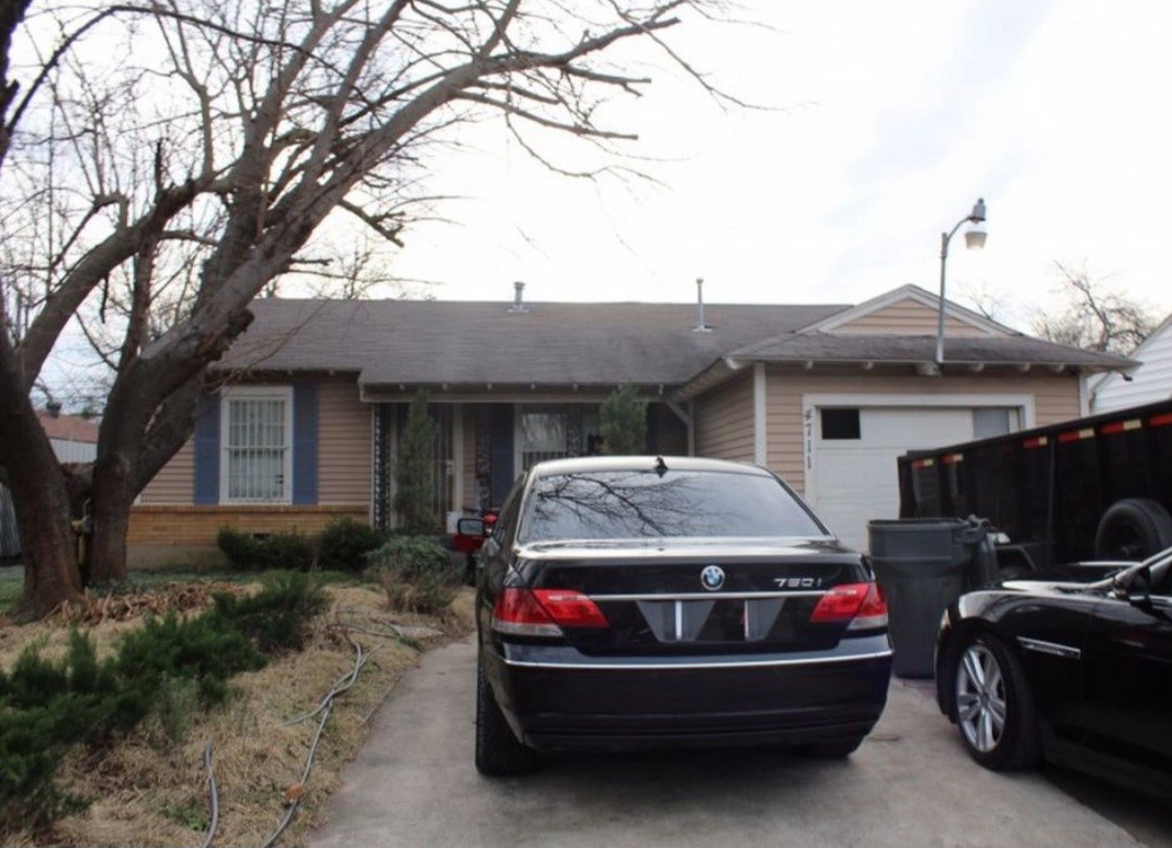 4711 Bonnie View Road Dallas TX 75216