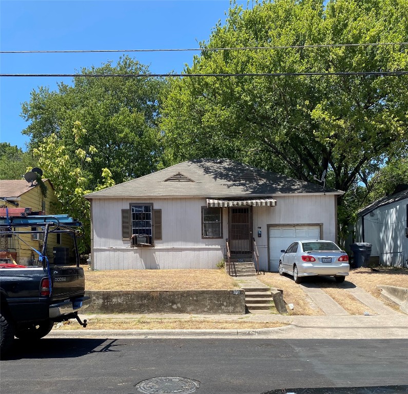 331 Avenue J Dallas TX 75203