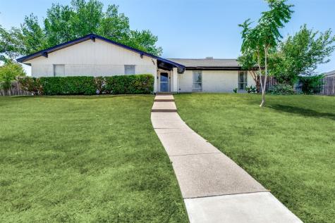1009 Capetown Drive Grand Prairie TX 75050