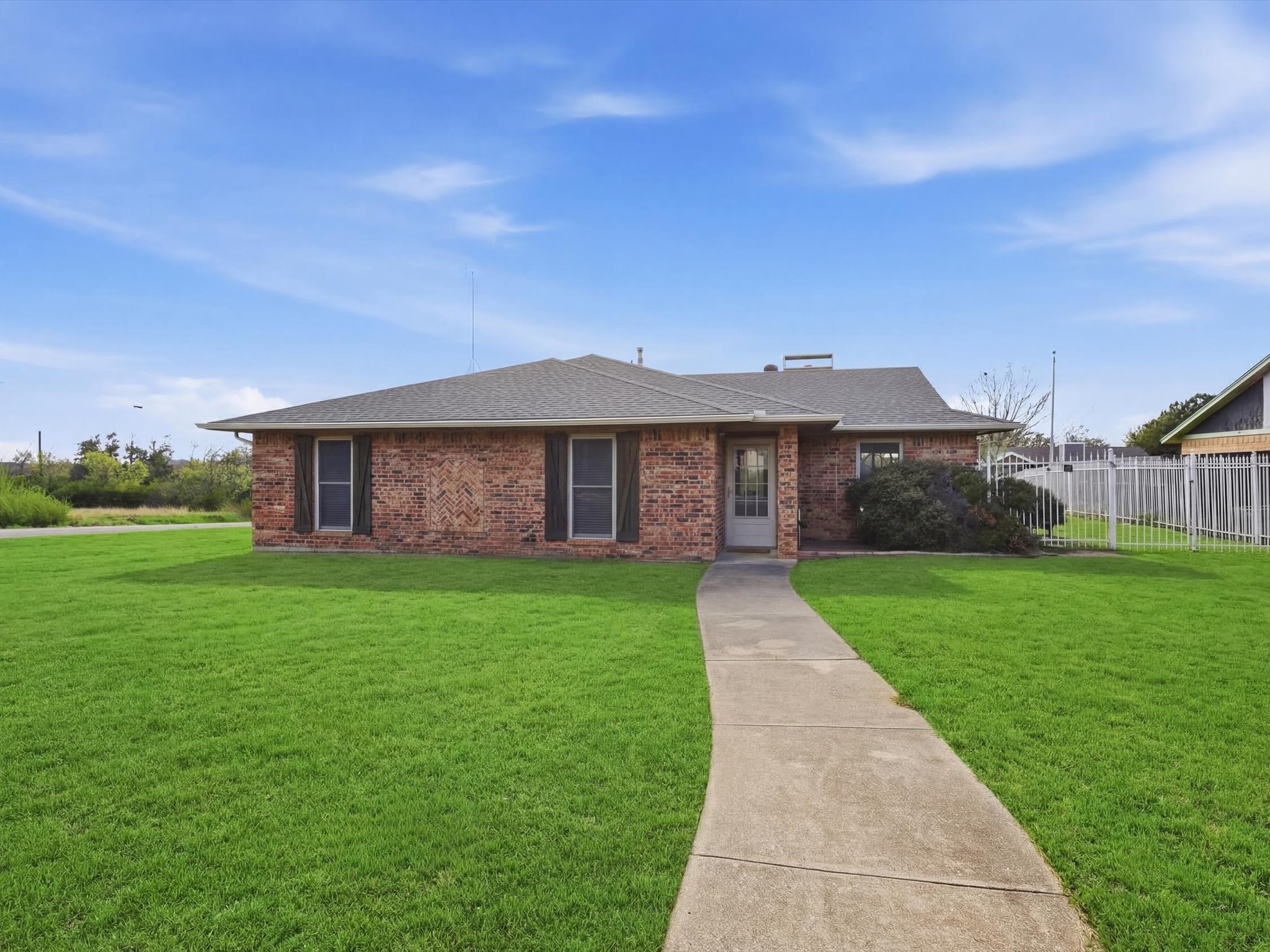 2110 Azalea Street Denton TX 76205