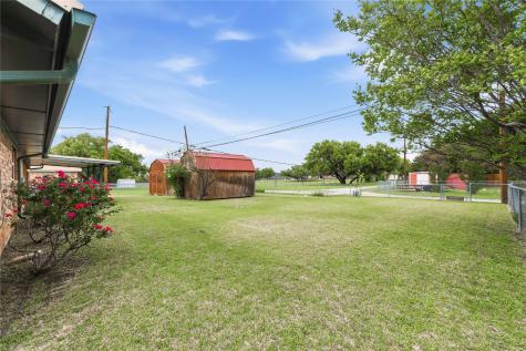 4502 Delwood Drive Brownwood TX 76801