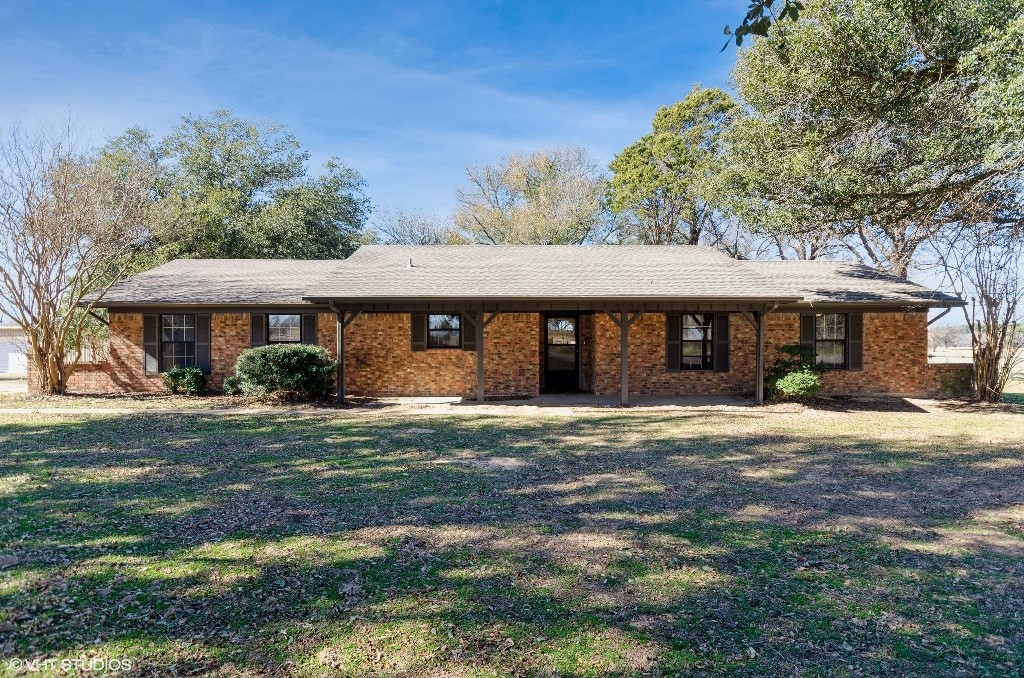 1490 Vz County Road 2816 Mabank TX 75147