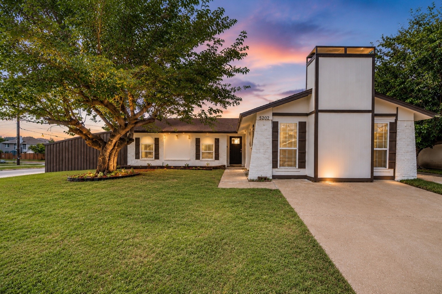 5202 Chestnut Place Garland TX 75043