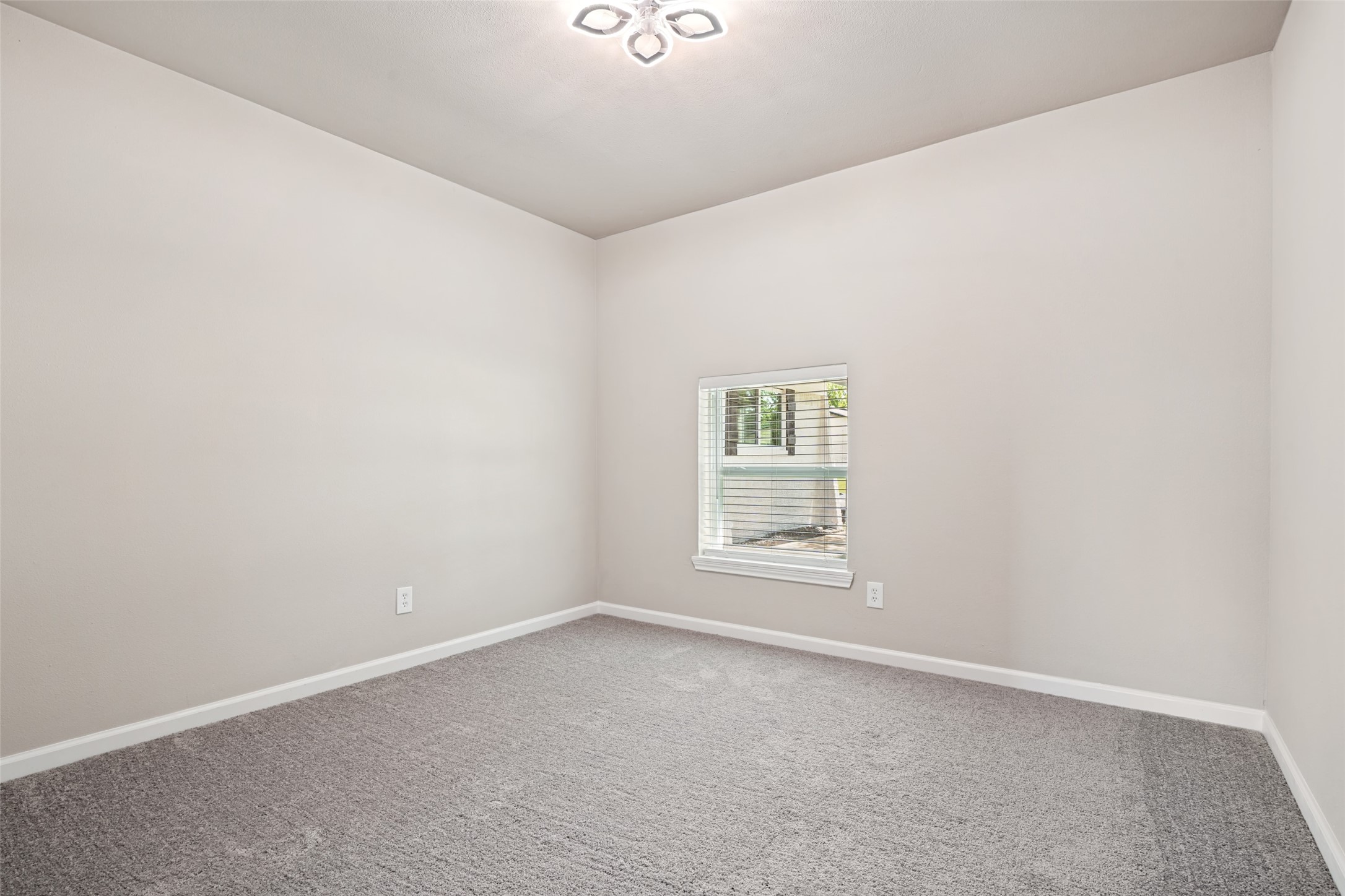 5202 Chestnut Place Garland TX 75043