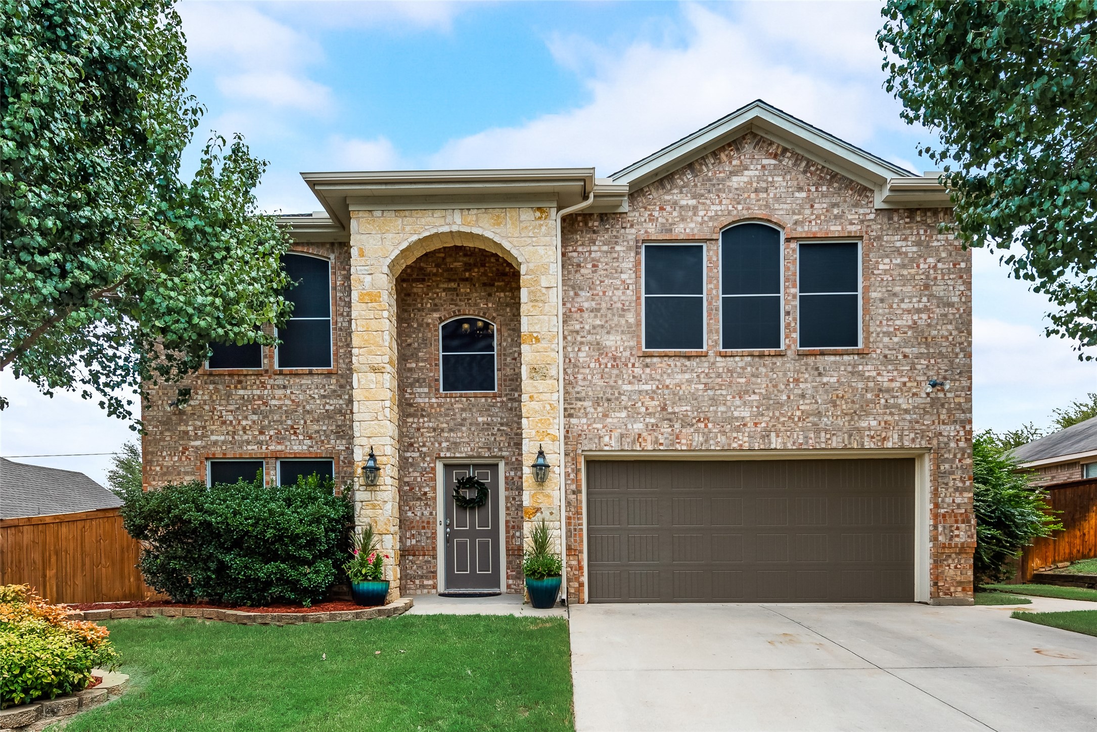 716 Madeline Court Azle TX 76020