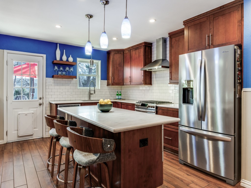 8306 Stonycreek Drive Dallas TX 75228