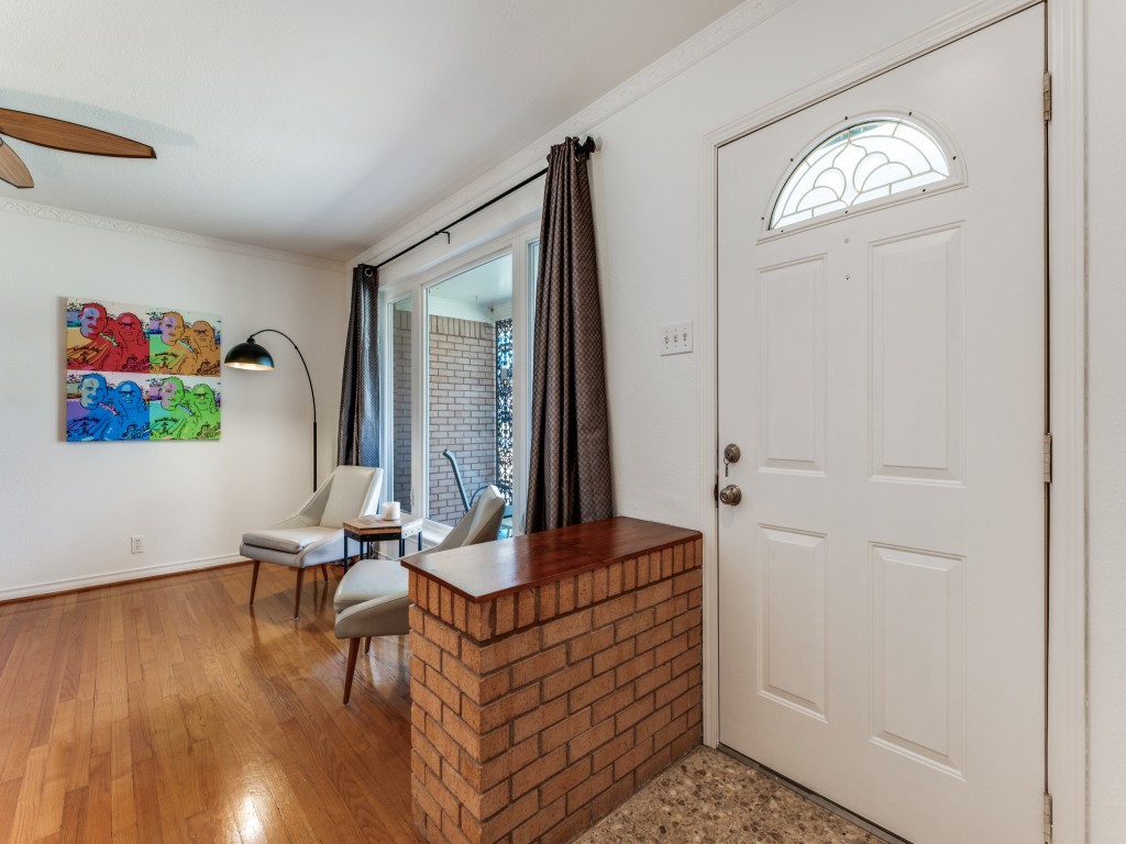 8306 Stonycreek Drive Dallas TX 75228