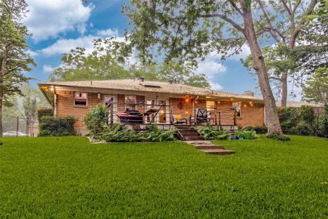 8306 Stonycreek Drive Dallas TX 75228