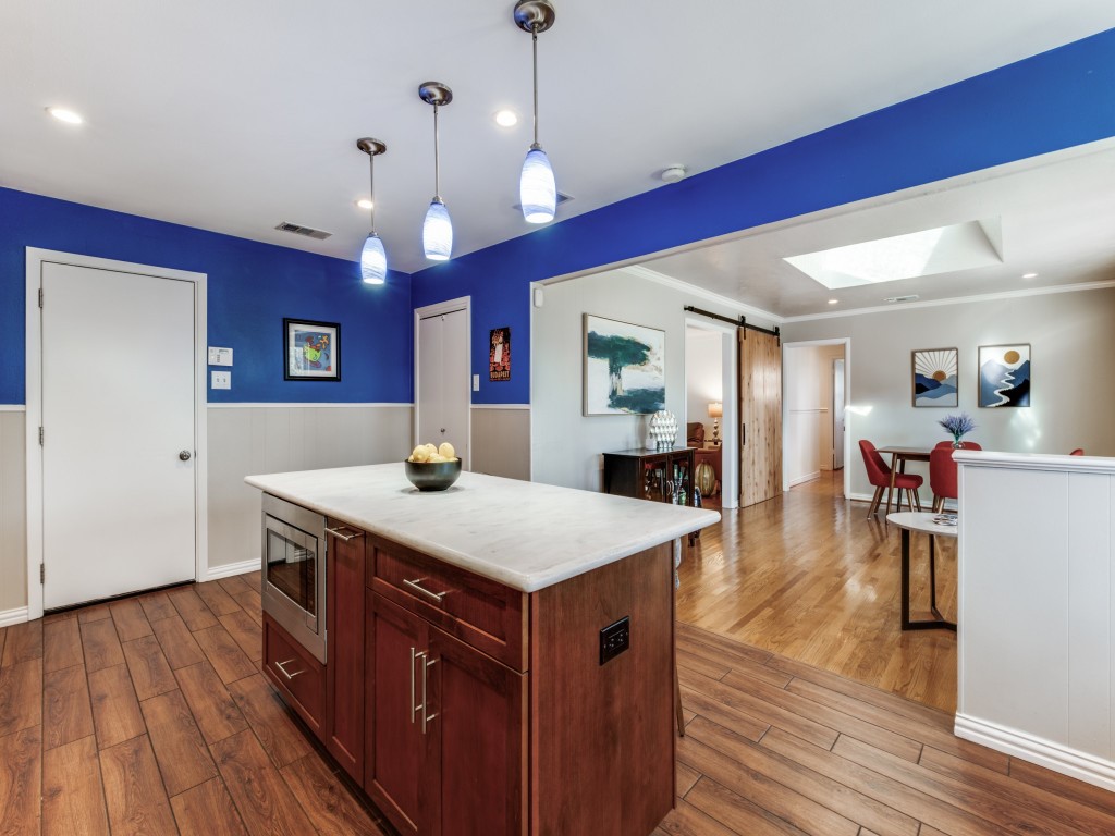 8306 Stonycreek Drive Dallas TX 75228